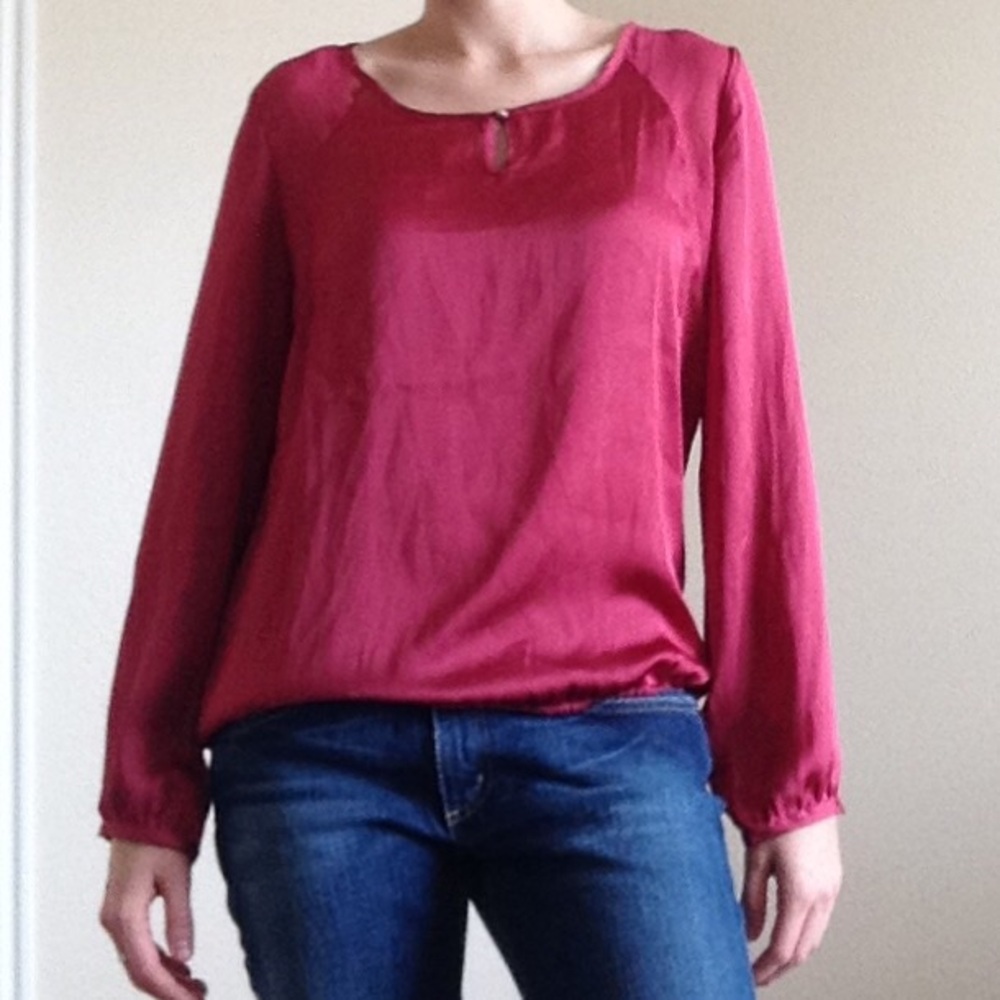 NWT! Silky Blouse with stud detail Medium